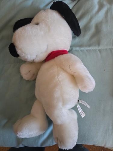 Snoopy plush kohl cares - snoopy,